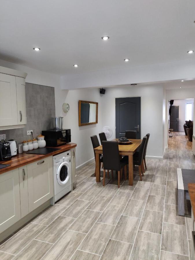 Dobbies Adults Only Boutique Apartment Saint-Marcel-sur-Aude ภายนอก รูปภาพ