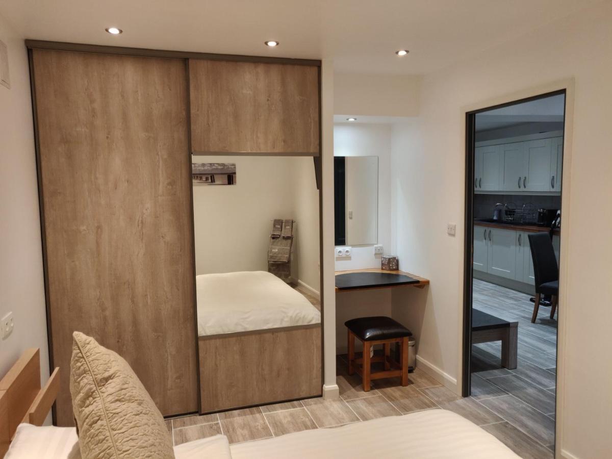 Dobbies Adults Only Boutique Apartment Saint-Marcel-sur-Aude ภายนอก รูปภาพ