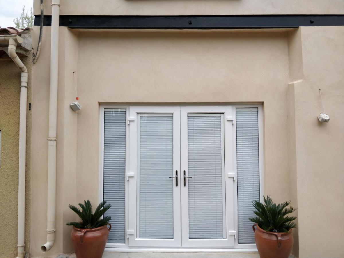 Dobbies Adults Only Boutique Apartment Saint-Marcel-sur-Aude ภายนอก รูปภาพ